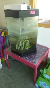 lot 25 image: Fish tank aquarium and table