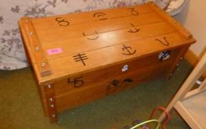 lot 84 image: Cowboy themed wood toy box - Vintage mid-century