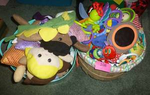 lot 108 image: 2 baskets of infant toys