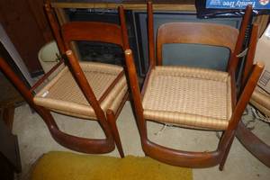 lot 137 image: Set of 6 Niels Moller Mid Century Modern Danish Teak chairs