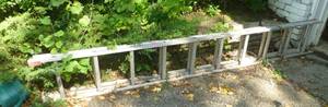 lot 177 image: 20 ft extension ladder