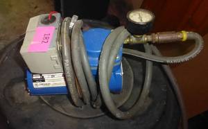lot 182 image: small air compressor