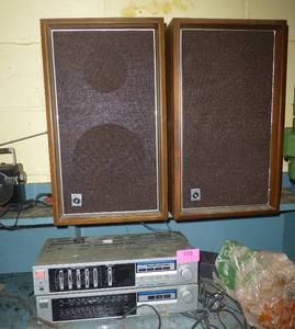 lot 198 image: Fisher amp and tuner and a Sanyo cassette radio player