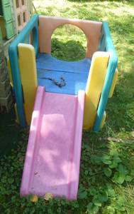 lot 262 image: Little Tikes infant slide and jungle gym