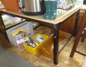 lot 268 image: Desk in the porch - does not include the contents