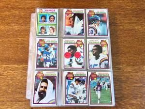 1979 TOPPS Football trading cards Complete Set 1 - 528. Mint condition in protective trading card sheets. Includes collectible Earl Campbell, Ozzie Newsome, Walter Payton, Roger Staubach and more