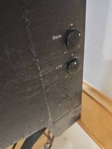 lot 42 image: Bose Acoustimass 10 inch Audio System