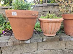 lot 48 image: Terracotta Planters Medium Set of Three