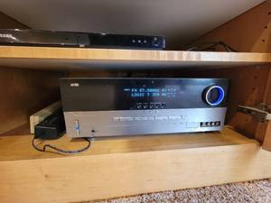 lot 44 image: Harmon Kardon Stereo Receiver Model AVR340