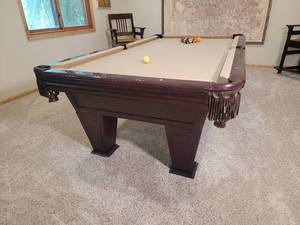 lot 1 image: Brunswick Brazilian Mahogany Billiards  Pool Table - 8 - Ventura III