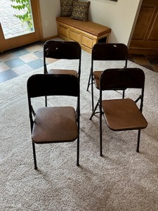 lot 110 image: Classic Folding Chair Collection - (4)