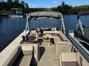 lot 44V image: 2023 Bennington 23 SX Tri Toon Rear Fish - Located in Tower, MN on Lake Vermilion