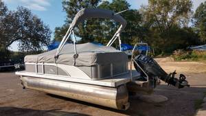 lot 34W image: 2023 Bennington 20 SLX - Located in Watergate Marina in St. Paul, MN
