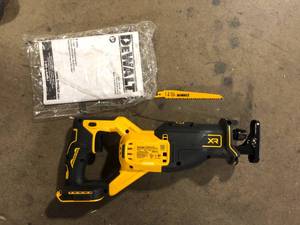 DEWALT 20V MAX XR Cordless Brushless Reciprocating Saw (Tool Only)  Customer Returns See Pictures