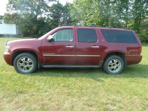 2010 Chevy Suburban 4WD
