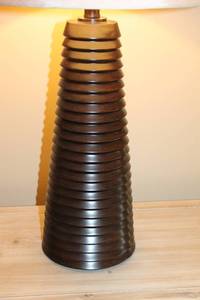 lot 207 image: Table Lamp