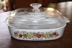 lot 65 image: Vintage La Romarin and La Marjolaine Ceramic Cookware Set