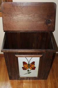 lot 82 image: Wooden Storage Chest with Stained Glass Butterfly Design
