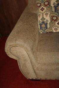 lot 113 image: Upholstered Loveseat with Two Decorative Pillows