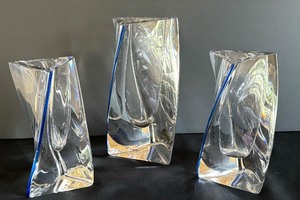 lot 35 image: Kosta Boda Gran Wrff Crystal Vase Set, Set of Three