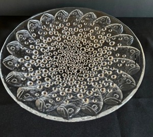 lot 32 image: Lalique Roscoff Crystal Centerpiece Bowl