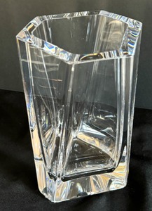 lot 73 image: Orrefors Crystal Vase  Orrefors Malin Lindahl Crystal Vase