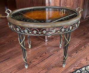 lot 107 image: Pulaski Furniture Tray Table
