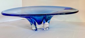lot 19 image: Kosta Boda Gran Wrff Art Glass Centerpiece Bowl