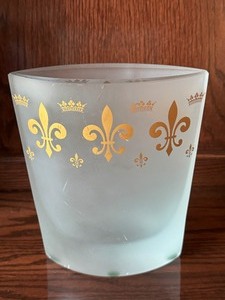 lot 140 image: Rimmington for Neiman Marcus Fleur de Lis Frosted Glass Vase