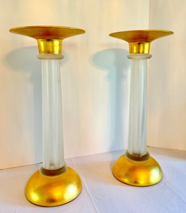lot 156 image: Pair of Elegant Murano Candle Holders