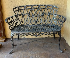 lot 176 image: Beautiful Black Metal Bench