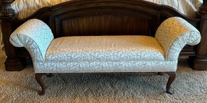 lot 191 image: Beautiful Scrolled Upholstered Bench