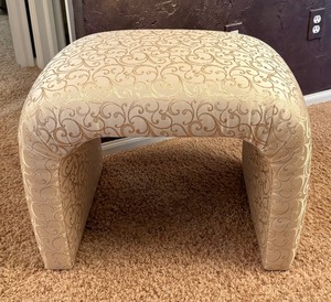 lot 193 image: Upholstered Vanity Bench  Upholstered Curved Bench