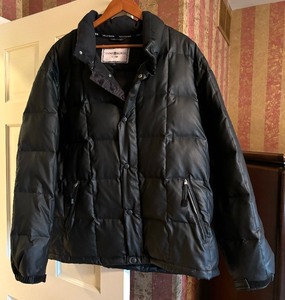 lot 200 image: Tommy Hilfiger Coat  Jacket
