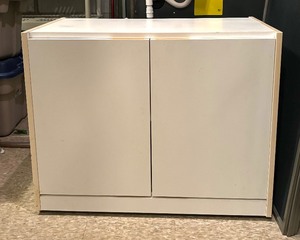 lot 285 image: White Cabinet with Shelf