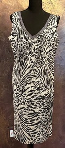 lot 293 image: St. John Evening Animal Print Dress