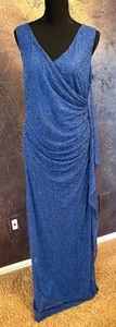 lot 250B image: Gina Bacconi Formal Gown  Dress