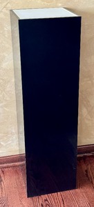 lot 430 image: Illuminating Pillar Stand  Illuminated Pedestal