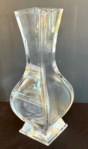 lot 324 image: Baccarat Clear Crystal Lotus Vase
