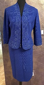 lot 361 image: Beautiful St. John Dress and Jacket Set