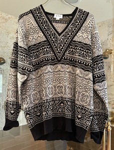 lot 391 image: Mens Mrz Sweater