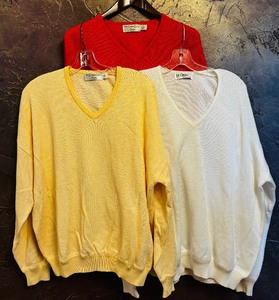 lot 359 image: Three Mens St Croix Knits Sweaters in Deep Coral, White and Yellow