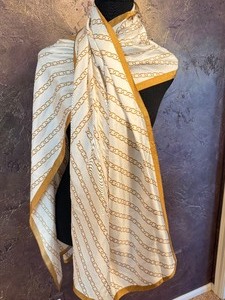 lot 411 image: St. John Silk Scarf
