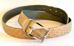lot 408 image: Cape Cobra Genuine Ostrich Belt