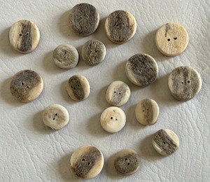 lot 25 image: Vintage STAG ANTLER HORN Button - Natural Nubby Surface Germany - QTY 17