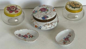 lot 31 image: Vintage Collection of Porcelain and Glass Storage Jars Trinket Boxes & Nippon Egg Dishes - Qty 5