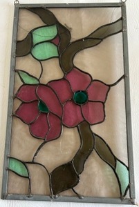 lot 36 image: Vintage Floral and Vine Stain Glass Window Panel Piece Wall Decor