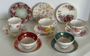 lot 38 image: Vintage Lot of TEA CUPS and Saucers Queen Anne, Royal Doulton, Stanley & More