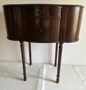 lot 55 image: Vintage Dark Wood Multi Drawer and Compartment SEWING CABINET Table