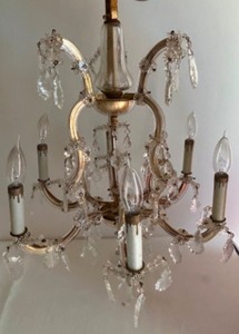 lot 11 image: Vintage MARIA TERESA French 6-Light French Crystal CHANDELIER